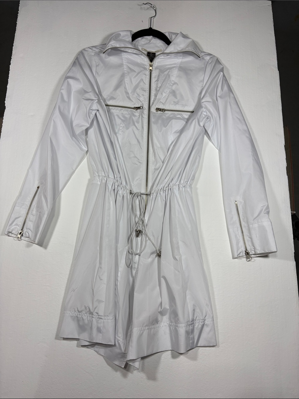 For The Republic White Hooded Zip-Front Drawstring Parka Windbreaker